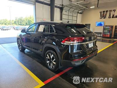 2023 Volkswagen Atlas Cross Sport 2.0T SE - zdjęcie 6 z 20 - miniatura