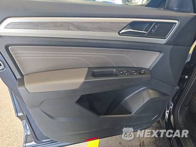 2023 Volkswagen Atlas Cross Sport 2.0T SE - zdjęcie 9 z 20 - miniatura
