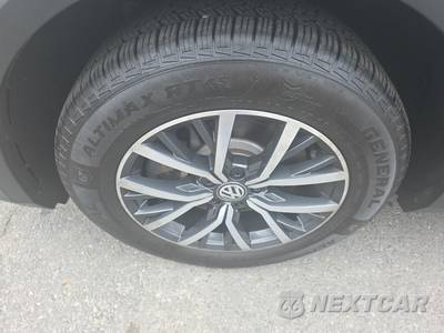 2019 Volkswagen Tiguan SE - zdjęcie 8 z 24 - miniatura