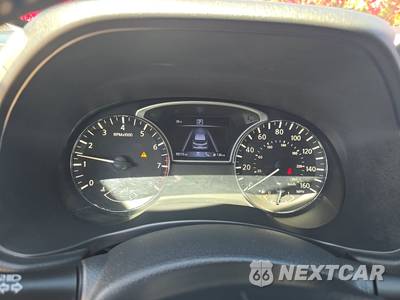 2020 Nissan Pathfinder SL - zdjęcie 12 z 25 - miniatura