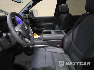 2026 Toyota Sequoia Platinum - zdjęcie 7 z 20 - miniatura
