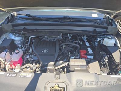 2024 Toyota Grand Highlander XLE - zdjęcie 16 z 22 - miniatura