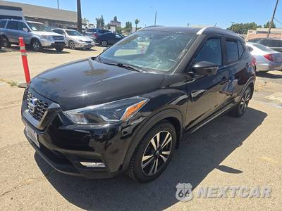 2019 Nissan Kicks SR - zdjęcie 1 z 30 - miniatura