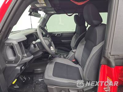 2023 Ford Bronco Base - zdjęcie 7 z 18 - miniatura