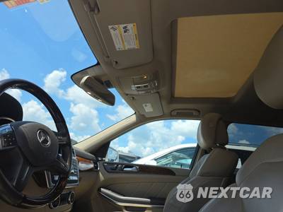 2014 Mercedes-Benz GL 550 4MATIC - zdjęcie 19 z 33 - miniatura