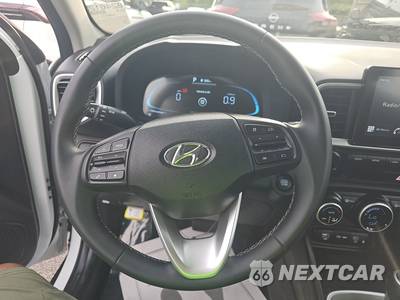 2026 Hyundai Venue SEL - zdjęcie 16 z 24 - miniatura