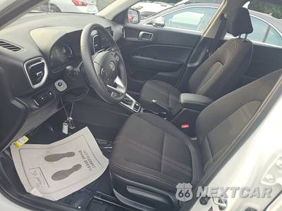 2026 Hyundai Venue SEL - zdjęcie 13 z 24 - miniatura