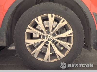 2018 Volkswagen Tiguan S - zdjęcie 10 z 42 - miniatura
