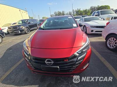 2025 Nissan Versa SR - zdjęcie 2 z 18 - miniatura