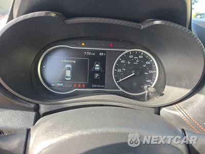 2025 Nissan Versa SR - zdjęcie 12 z 18 - miniatura