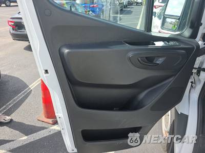 2021 Mercedes-Benz Sprinter 2500 Cargo Van High Roof 170.0" WB - zdjęcie 9 z 35 - miniatura