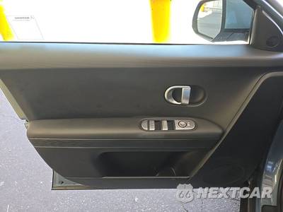2024 Hyundai IONIQ 5 SE - zdjęcie 9 z 50 - miniatura