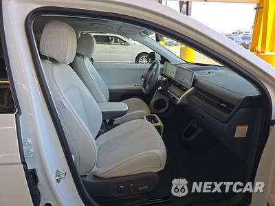 2024 Hyundai IONIQ 5 Limited - zdjęcie 8 z 46 - miniatura