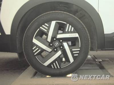 2025 Nissan Kicks SV - zdjęcie 9 z 26 - miniatura