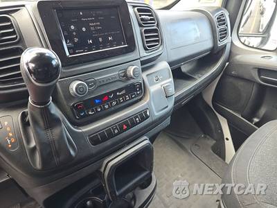 2025 Ram ProMaster 2500 Cargo Van Tradesman w/Passenger Seat Low Roof 136.0" WB - zdjęcie 11 z 28 - miniatura