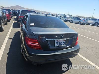 2013 Mercedes-Benz C 250 Sedan - zdjęcie 5 z 40 - miniatura