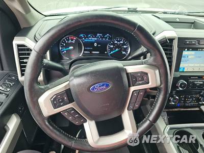 2019 Ford Super Duty F-350 Lariat Crew Cab Long Bed DRW - zdjęcie 10 z 48 - miniatura