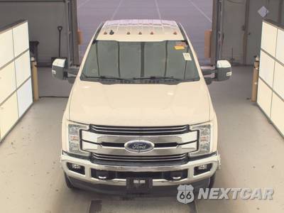 2019 Ford Super Duty F-350 Lariat Crew Cab Long Bed DRW - zdjęcie 2 z 48 - miniatura