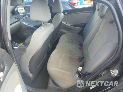 2013 Hyundai Accent GLS Sedan - zdjęcie 13 z 44 - miniatura