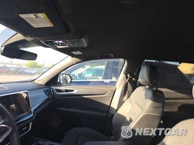2025 Volkswagen Atlas Cross Sport 2.0T SE w/Technology - zdjęcie 17 z 31 - miniatura