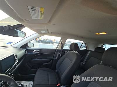 2020 Hyundai Venue SE - zdjęcie 18 z 20 - miniatura