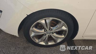 2013 Hyundai Elantra GT Hatchback - zdjęcie 30 z 33 - miniatura