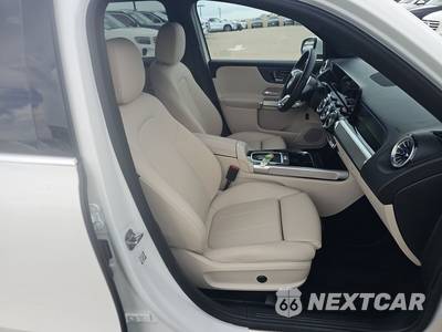 2025 Mercedes-Benz GLB 250 - zdjęcie 8 z 17 - miniatura