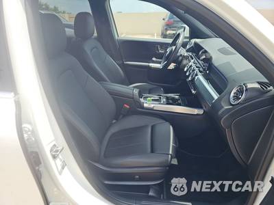 2025 Mercedes-Benz GLB 250 - zdjęcie 8 z 17 - miniatura