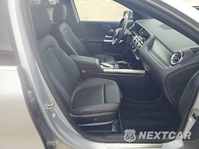 2025 Mercedes-Benz GLA 250 - zdjęcie 8 z 17 - miniatura