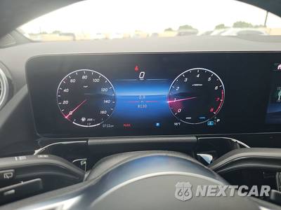 2025 Mercedes-Benz GLA 250 - zdjęcie 12 z 17 - miniatura