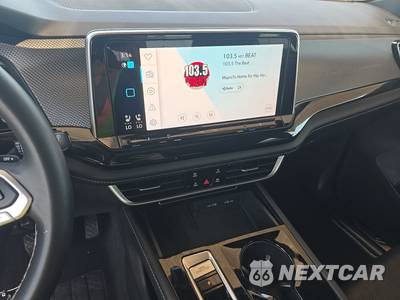 2025 Volkswagen Atlas Cross Sport 2.0T SEL - zdjęcie 11 z 20 - miniatura