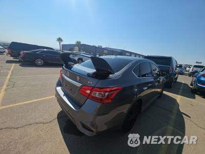 2017 Nissan Sentra SR - zdjęcie 4 z 20 - miniatura