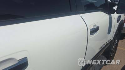 2017 Nissan TITAN XD Platinum Reserve Crew Cab Medium Bed - zdjęcie 19 z 34 - miniatura