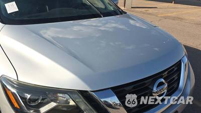 2020 Nissan Pathfinder SL - zdjęcie 23 z 29 - miniatura