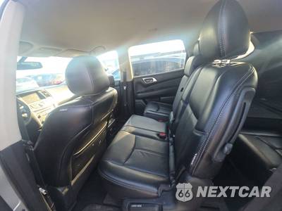 2020 Nissan Pathfinder SL - zdjęcie 13 z 29 - miniatura