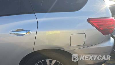 2020 Nissan Pathfinder SL - zdjęcie 19 z 29 - miniatura