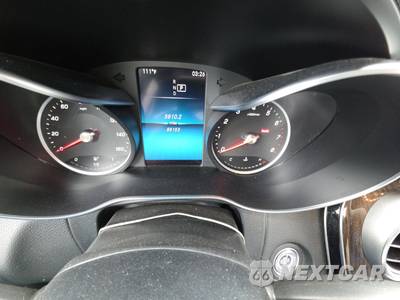 2020 Mercedes-Benz GLC 300 - zdjęcie 12 z 24 - miniatura