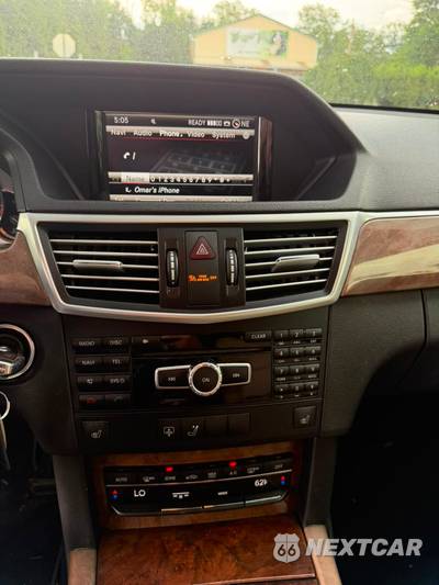 2013 Mercedes-Benz E 350 4MATIC Sedan - zdjęcie 2 z 48 - miniatura