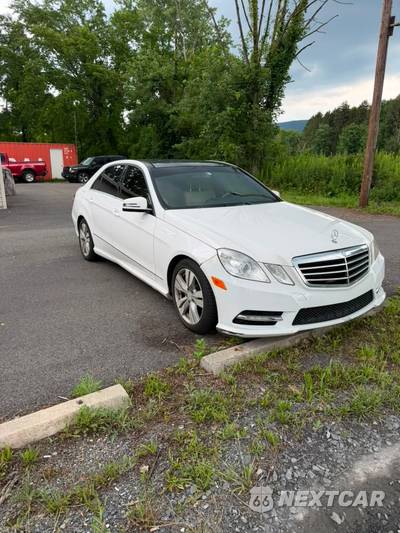 2013 Mercedes-Benz E 350 4MATIC Sedan - zdjęcie 37 z 48 - miniatura