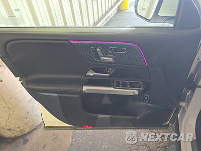 2024 Mercedes-Benz GLB 250 - zdjęcie 9 z 27 - miniatura