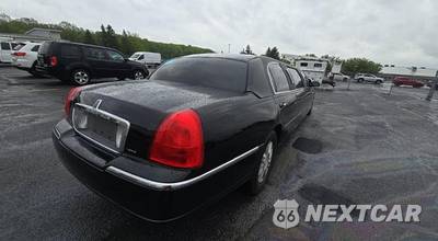 2007 Lincoln Town Car Executive w/Limousine Pkg - zdjęcie 4 z 17 - miniatura