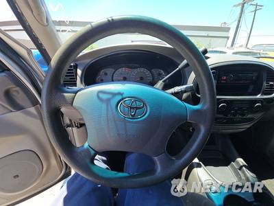 2004 Toyota Sequoia SR5 - zdjęcie 10 z 34 - miniatura