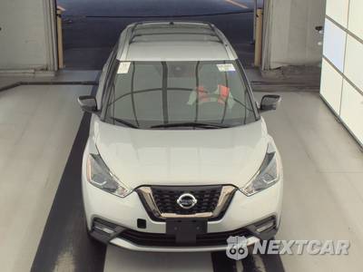 2020 Nissan Kicks SR - zdjęcie 2 z 22 - miniatura