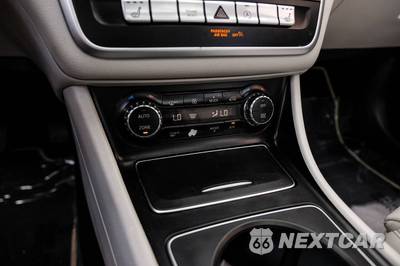 2019 Mercedes-Benz GLA 250 - zdjęcie 24 z 50 - miniatura