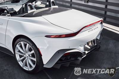 2023 Aston Martin Vantage Convertible - zdjęcie 10 z 50 - miniatura