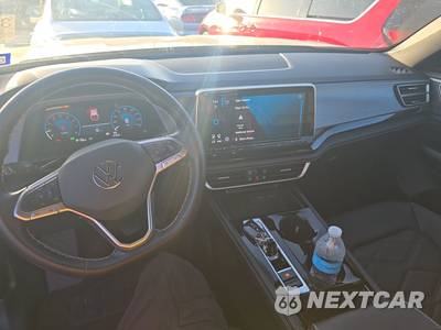 2025 Volkswagen Atlas Cross Sport 2.0T SE w/Technology - zdjęcie 11 z 21 - miniatura