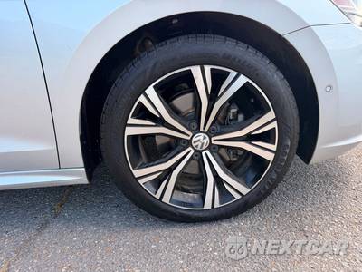 2020 Volkswagen Passat 2.0T SEL - zdjęcie 35 z 35 - miniatura
