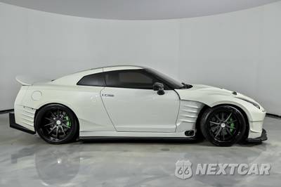 2013 Nissan GT-R Premium - zdjęcie 14 z 46 - miniatura