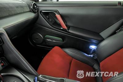 2020 Nissan GT-R NISMO - zdjęcie 35 z 44 - miniatura