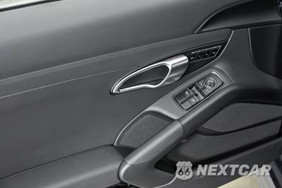 2025 Porsche 718 Cayman - zdjęcie 13 z 44 - miniatura